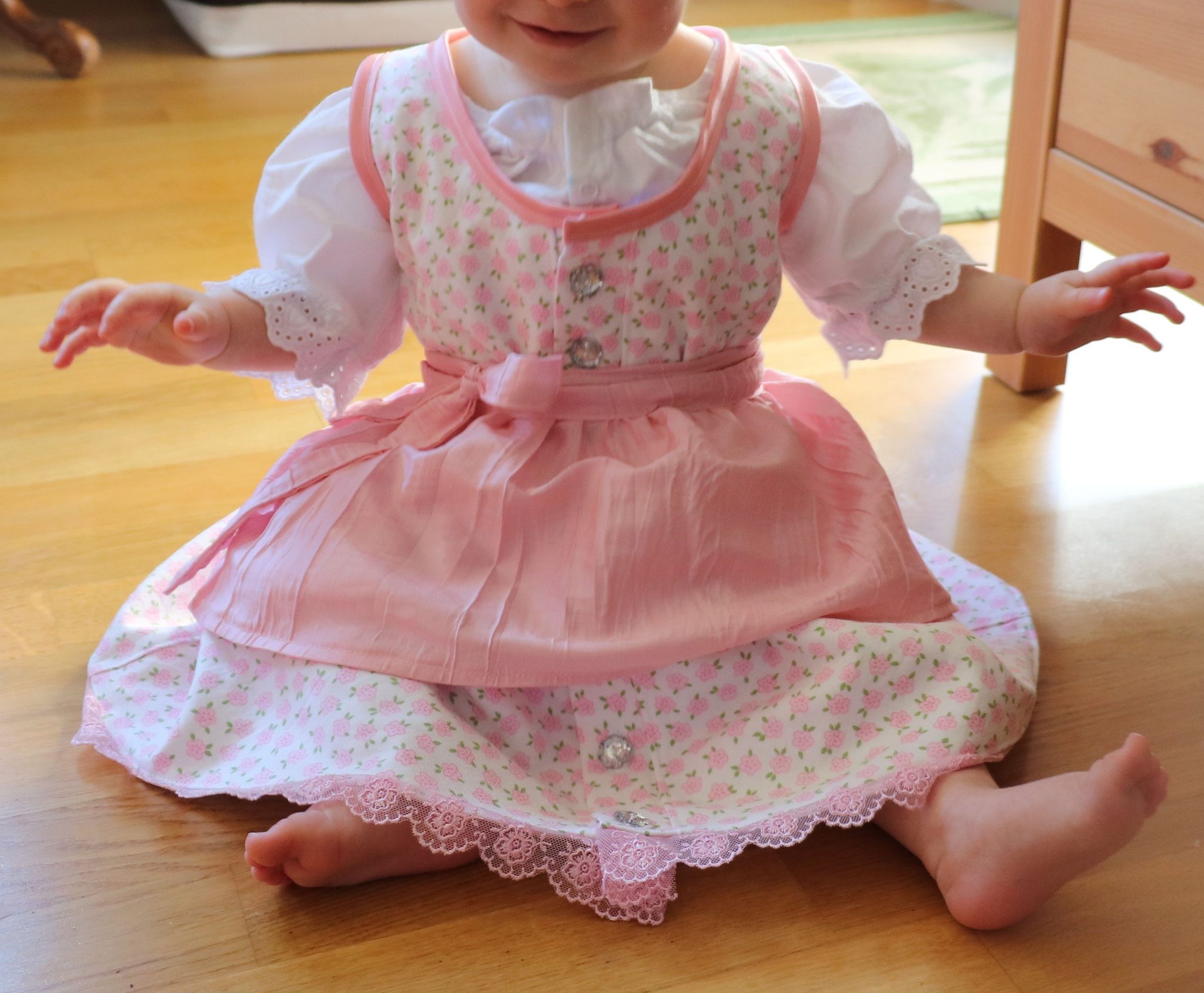 Designnähen Almrausch Kinderdirndl für M.B.Works